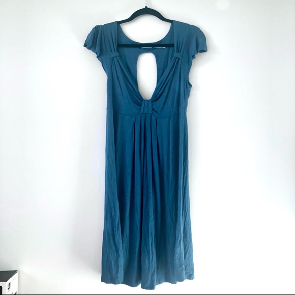 Blue open-back dress - Picture 5 of 9